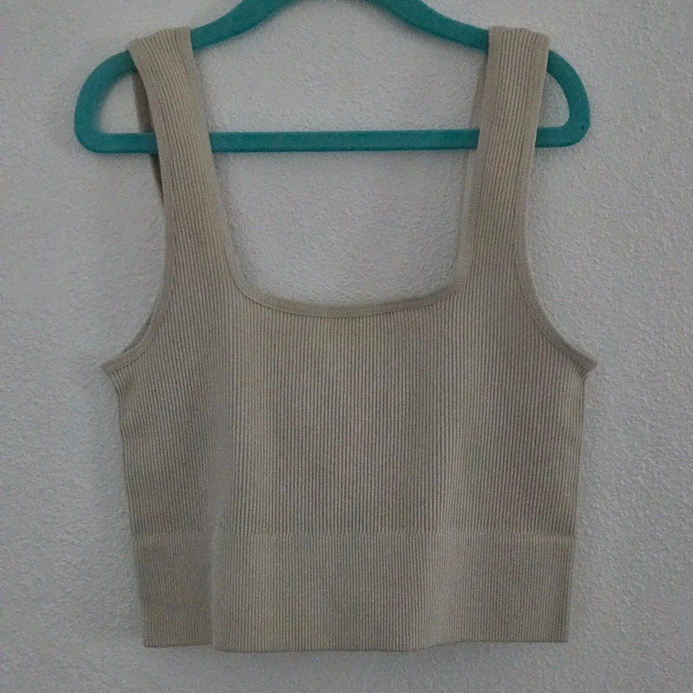 Zenana Beige Ribbed Seamless Cropped Tank Top Square Neck Brami NT-54019A L/XL